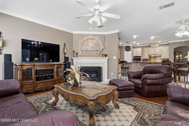 9912 Mockingbird Circle, Ocean Springs, MS 39564