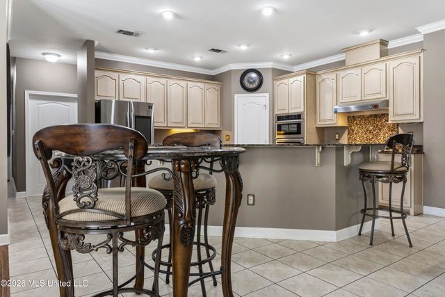 9912 Mockingbird Circle, Ocean Springs, MS 39564