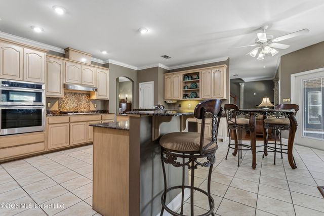 9912 Mockingbird Circle, Ocean Springs, MS 39564