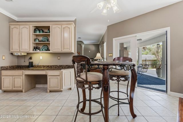 9912 Mockingbird Circle, Ocean Springs, MS 39564