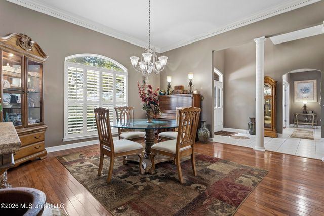 9912 Mockingbird Circle, Ocean Springs, MS 39564
