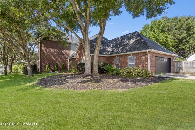 9912 Mockingbird Circle, Ocean Springs, MS 39564