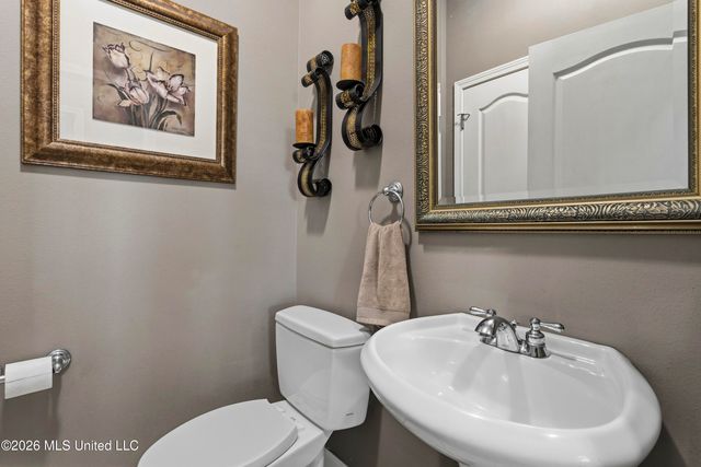 9912 Mockingbird Circle, Ocean Springs, MS 39564