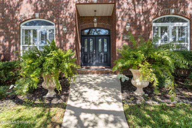 9912 Mockingbird Circle, Ocean Springs, MS 39564