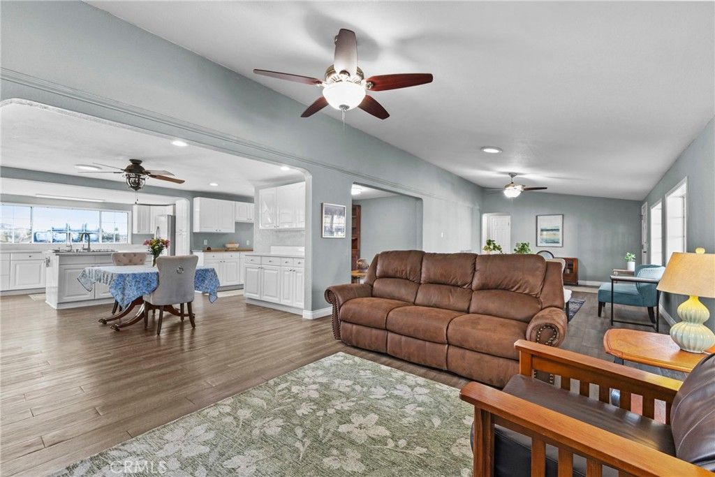 Image 13 of property listing at 24401 Cornstalk, Wildomar, CA 92595