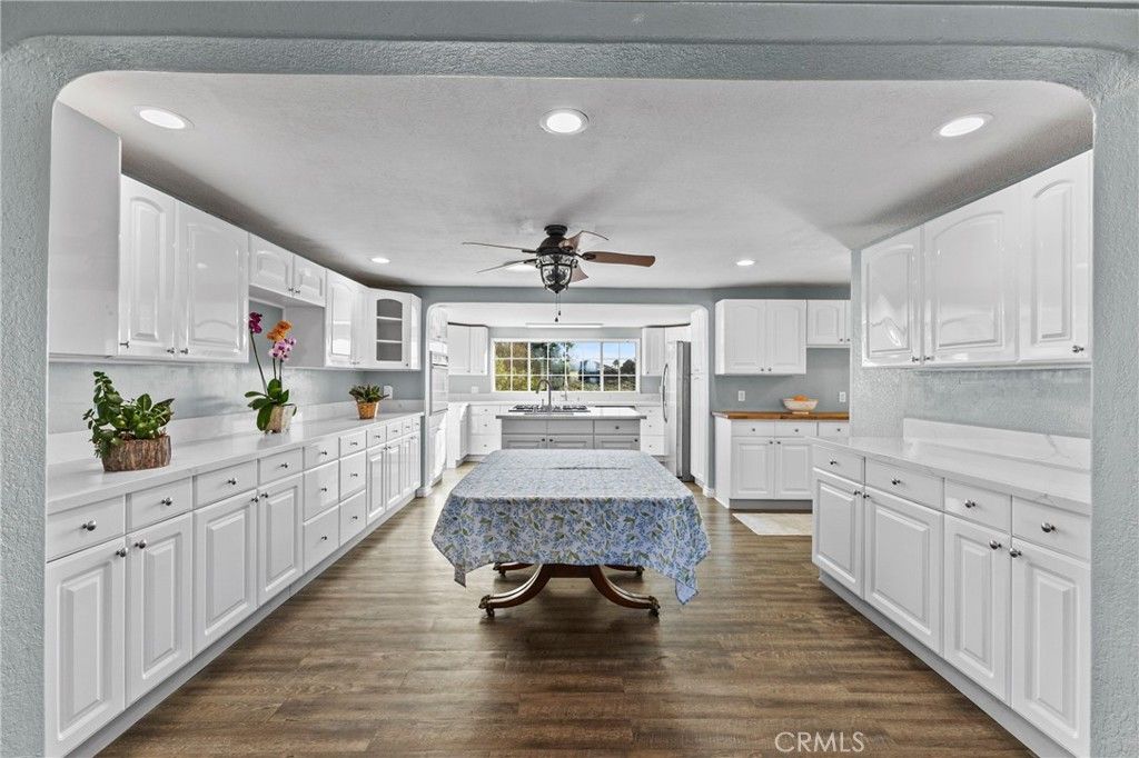 Image 14 of property listing at 24401 Cornstalk, Wildomar, CA 92595