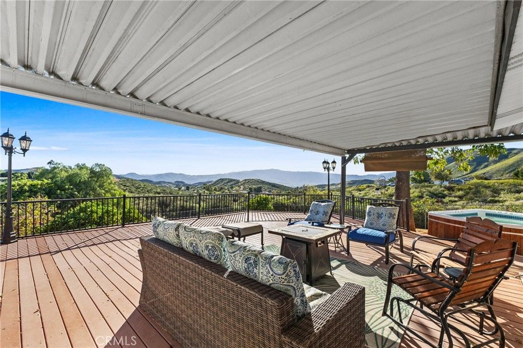 Image 16 of property listing at 24401 Cornstalk, Wildomar, CA 92595