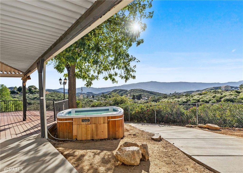 Image 32 of property listing at 24401 Cornstalk, Wildomar, CA 92595