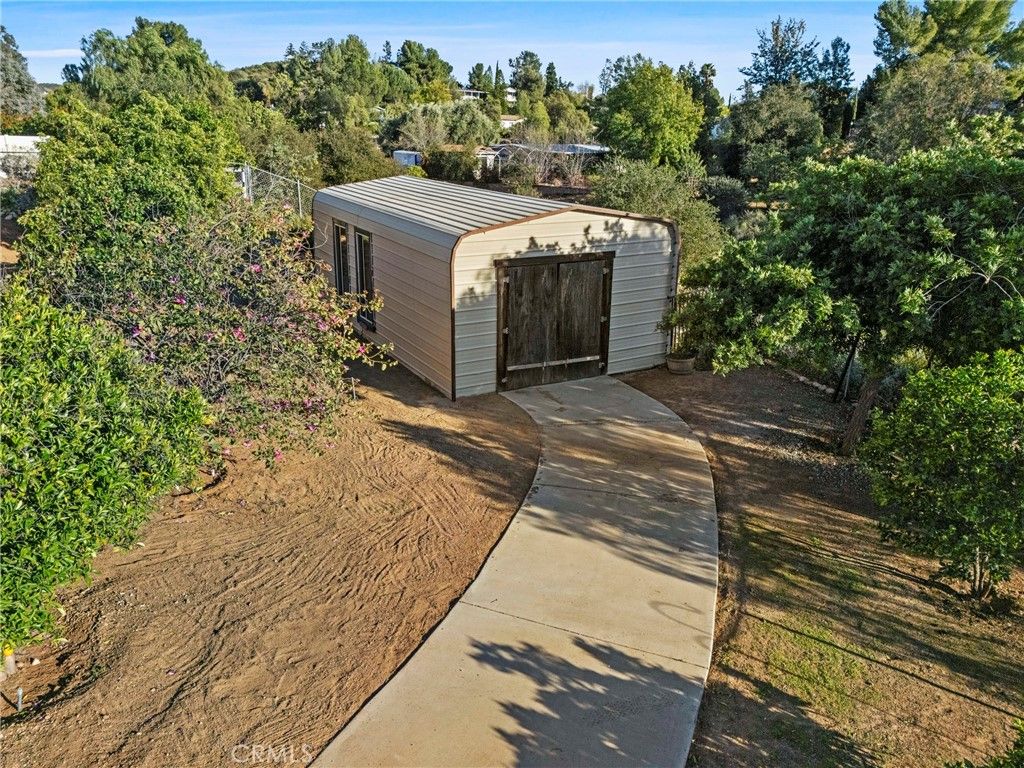 Image 42 of property listing at 24401 Cornstalk, Wildomar, CA 92595