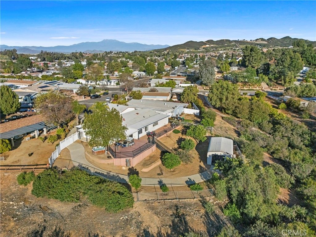 Image 47 of property listing at 24401 Cornstalk, Wildomar, CA 92595