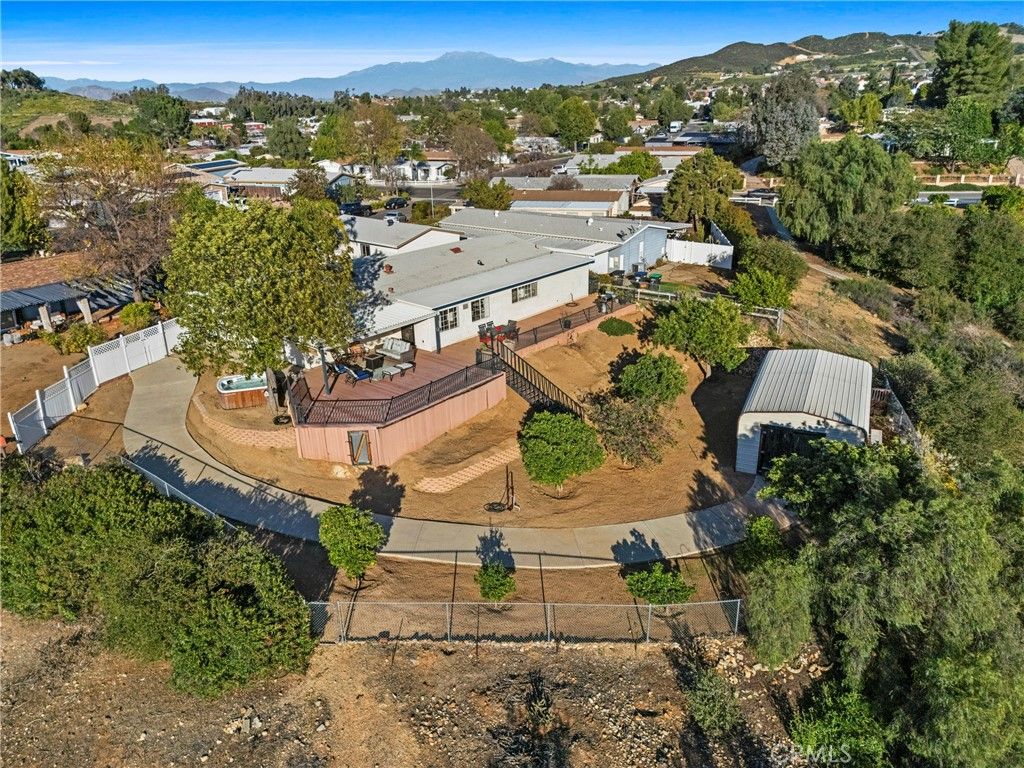 Image 49 of property listing at 24401 Cornstalk, Wildomar, CA 92595