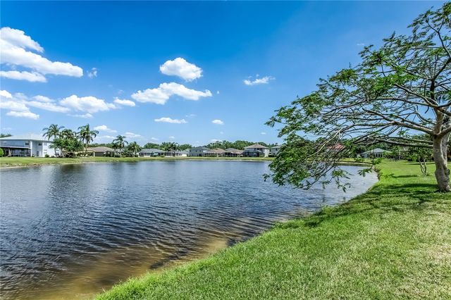 8518 TIDAL BAY LANE, Tampa, FL 33635