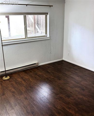 330 Mount View Lane, Colorado Springs, CO 80907