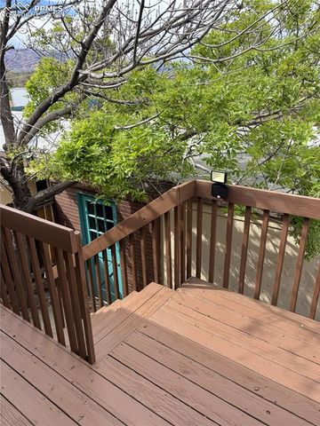 330 Mount View Lane, Colorado Springs, CO 80907