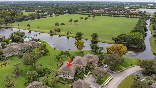13321 Polo Club Road C203, Wellington, FL 33414