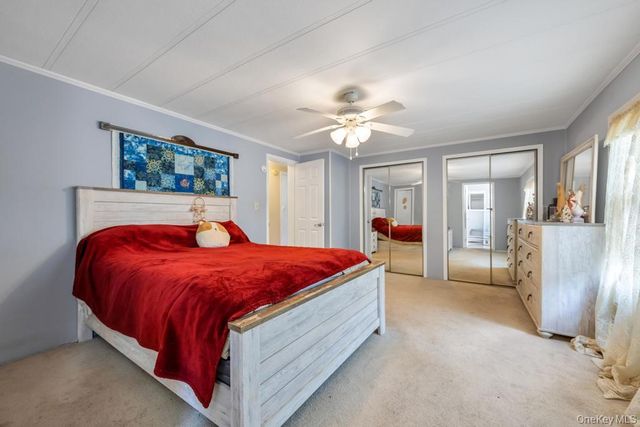 1407 Middle 45, Calverton, NY 11933