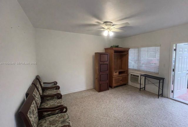 3080 SW 1st St, Miami, FL 33135