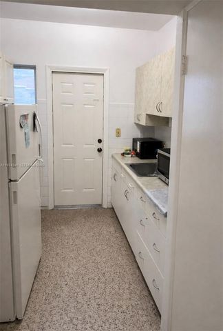 3080 SW 1st St, Miami, FL 33135