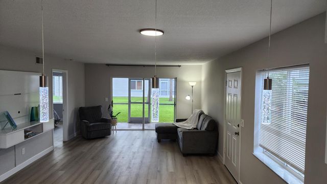 132 SE Village Drive 132, Port St Lucie, FL 34953
