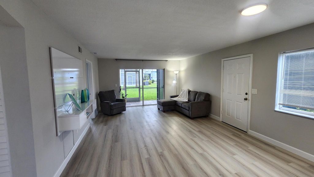 132 SE Village Drive 132, Port St Lucie, FL 34953
