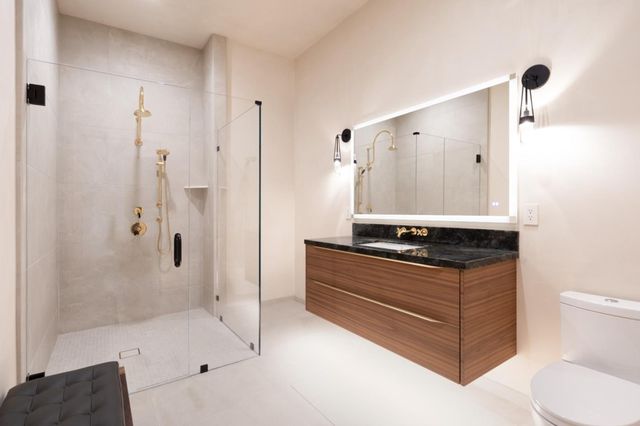 520 Lighthouse Avenue 301, Pacific Grove, CA 93950