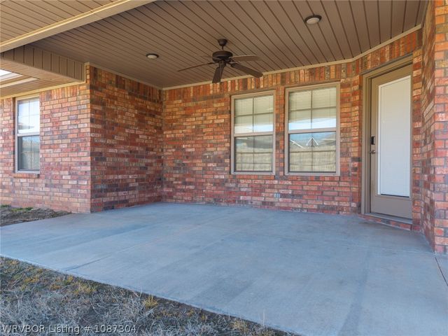 310 Boulder Drive, Van Buren, AR 72956