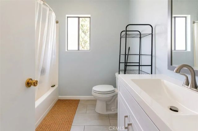 15660 Lake Ridge Road, Lake Elsinore, CA 92530