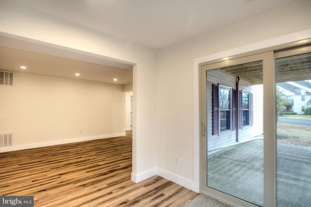 14 PICKWICK PL, Sewell, NJ 08080