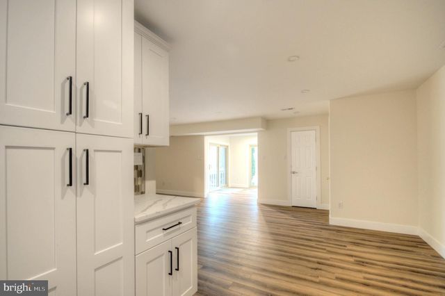 14 PICKWICK PL, Sewell, NJ 08080