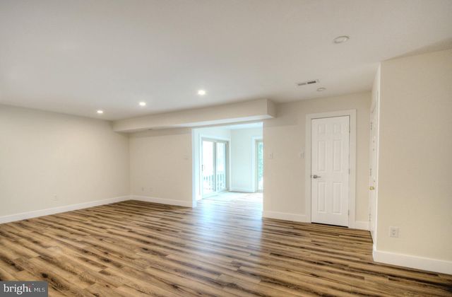 14 PICKWICK PL, Sewell, NJ 08080