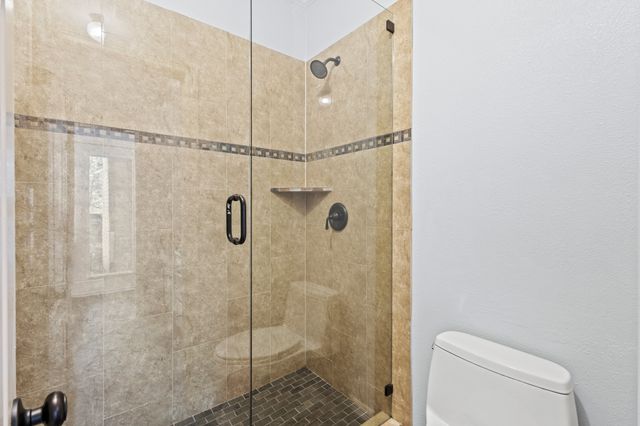 827 Knoll Manor Court, Cedar Hill, TX 75104