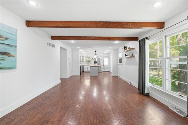 13223 Park Lane, Grandview, MO 64030