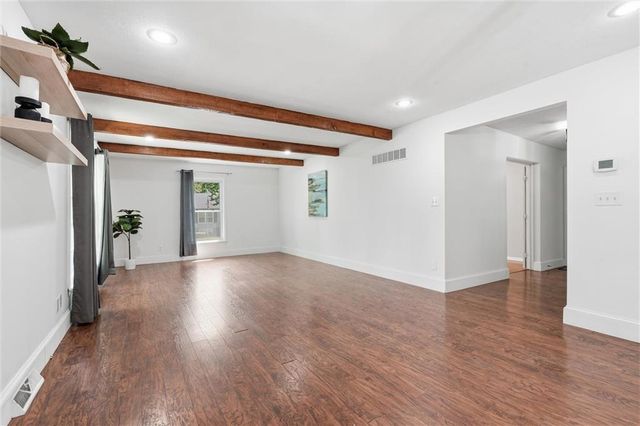 13223 Park Lane, Grandview, MO 64030