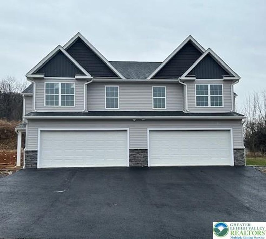 38 Rosalie's Way, Muhlenberg Twp, PA 19560