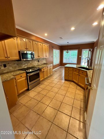 7684 N Rigmoore Point, Olive Branch, MS 38654