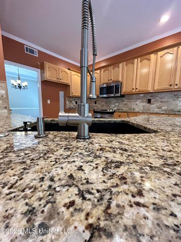 7684 N Rigmoore Point, Olive Branch, MS 38654