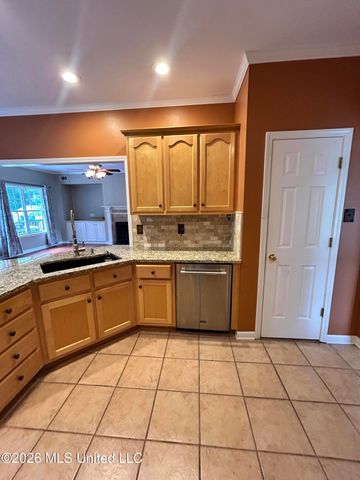 7684 N Rigmoore Point, Olive Branch, MS 38654
