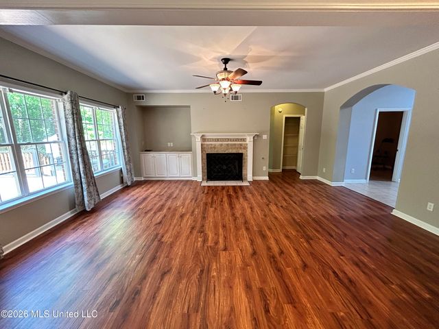 7684 N Rigmoore Point, Olive Branch, MS 38654