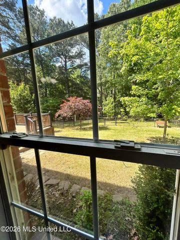 7684 N Rigmoore Point, Olive Branch, MS 38654