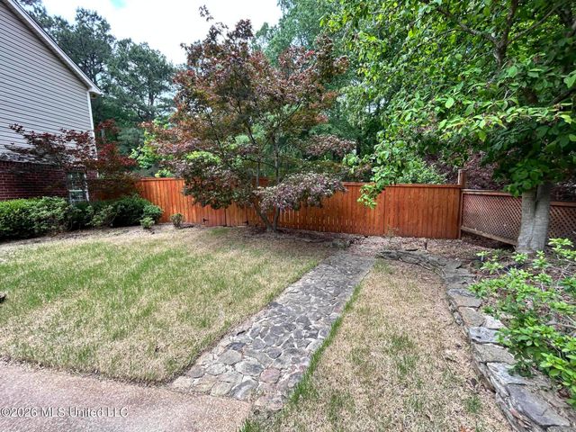 7684 N Rigmoore Point, Olive Branch, MS 38654