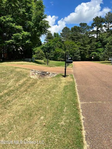 7684 N Rigmoore Point, Olive Branch, MS 38654