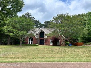 7684 N Rigmoore Point, Olive Branch, MS 38654