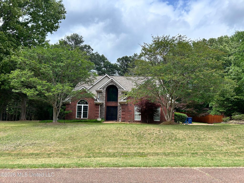 7684 N Rigmoore Point, Olive Branch, MS 38654