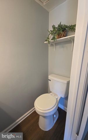 3809 PORT HOPE PT, Triangle, VA 22172