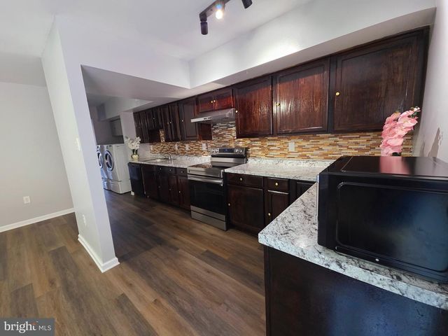 3809 PORT HOPE PT, Triangle, VA 22172