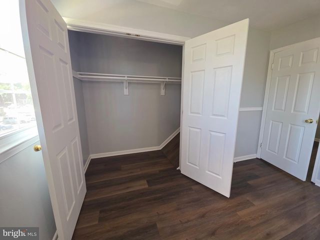 3809 PORT HOPE PT, Triangle, VA 22172