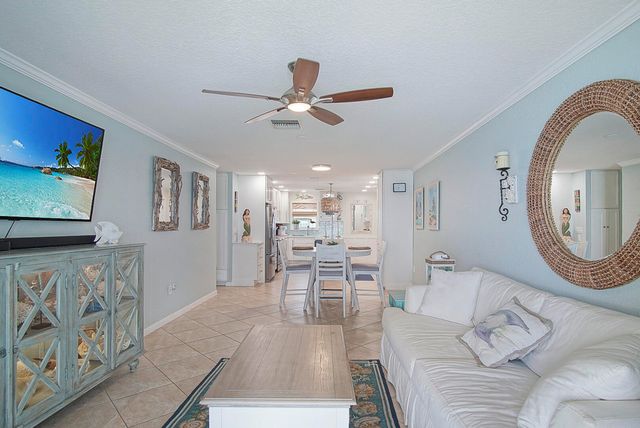 1177 Bayshore Drive 207, Fort Pierce, FL 34949