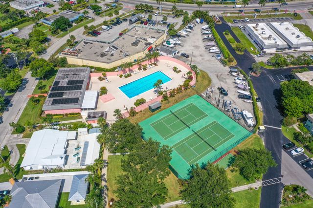 1177 Bayshore Drive 207, Fort Pierce, FL 34949