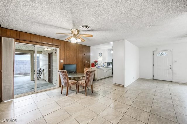 2712 Willoughby Avenue, Las Vegas, NV 89101