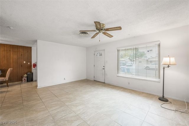 2712 Willoughby Avenue, Las Vegas, NV 89101